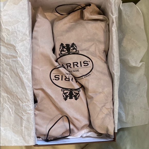 Beautiful Bordeaux Mens Harris Chukka Boots from Barneys New York. - Picture 11 of 13